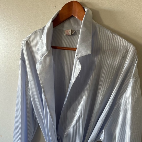 Linda Bis Satin Effect Robe - Picture 3 of 4